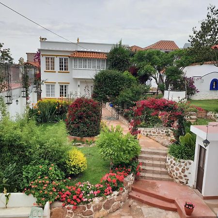 El Jardin De Su Merced B&B Sucre Exterior photo